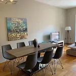 Maison Nafplio, Chic In The Old Town Apartment